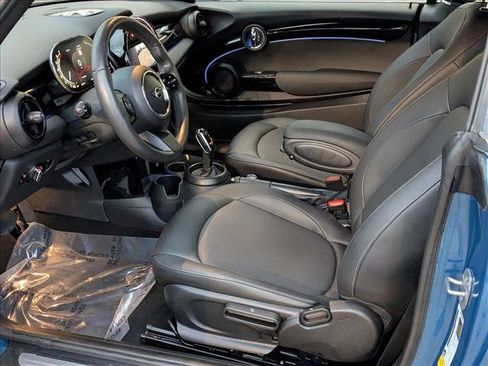 Used 2023 MINI Cooper Cooper image 15