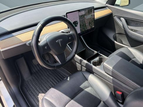 Used 2020 Tesla Model Y Long Range AWD/4WD image 4