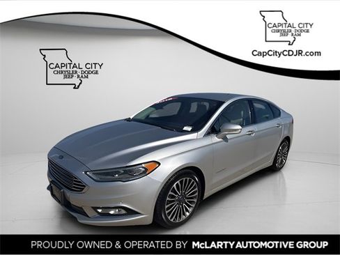 Used 2018 Ford Fusion Titanium image 1