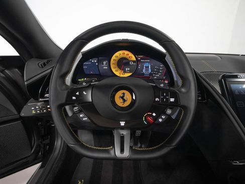 Used 2021 Ferrari Roma image 24