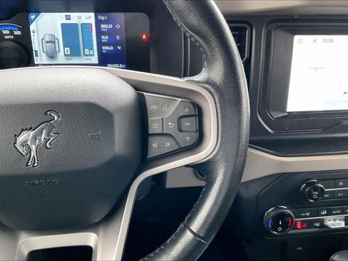 Used 2022 Ford Bronco Wildtrak image 47