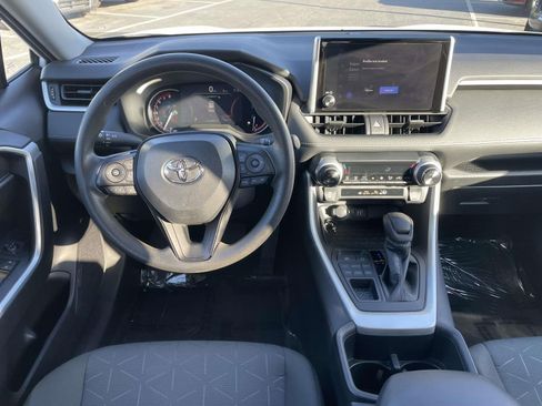 Used 2023 Toyota RAV4 XLE image 19
