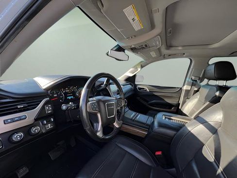 Used 2019 GMC Yukon XL Denali AWD/4WD image 15
