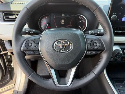 Used 2025 Toyota RAV4 XLE Premium w/ Weather Package FWD image 19