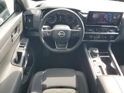 New 2026 Nissan Pathfinder SV image 18