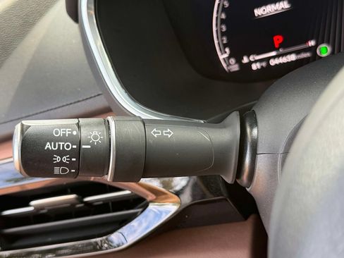Certified 2023 Acura MDX w/ Technology Package AWD/4WD image 31