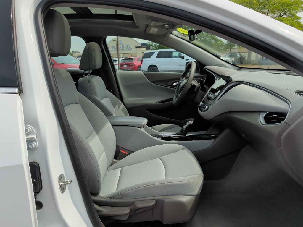 Used 2024 Chevrolet Malibu LT FWD image 37