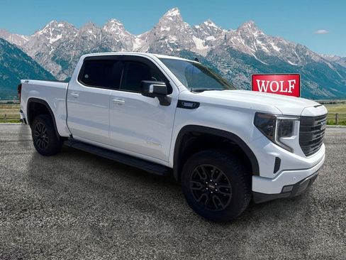 Used 2025 GMC Sierra 1500 Elevation w/ Elevation Premium Package AWD/4WD image 3