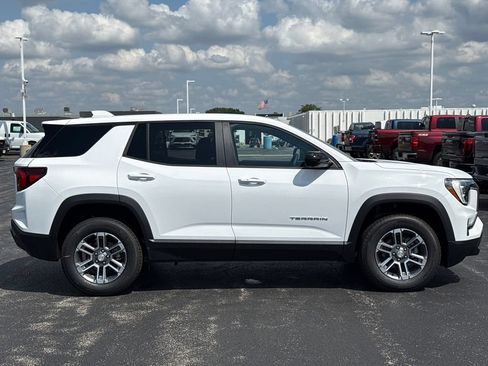 New 2027 GMC Terrain Elevation w/ Technology Package II AWD/4WD image 7