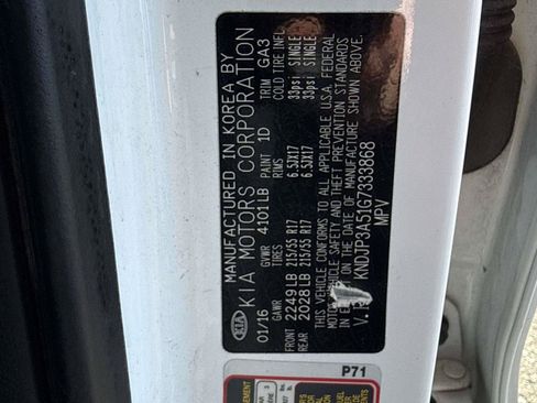 Used 2016 Kia Soul + w/ Primo Package FWD image 28