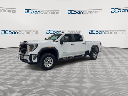 Used 2024 GMC Sierra 2500 Pro w/ Convenience Package AWD/4WD image 4