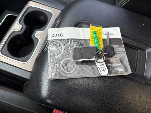 Used 2016 GMC Sierra 2500 Denali w/ Suspension Package, Off-Road image 53