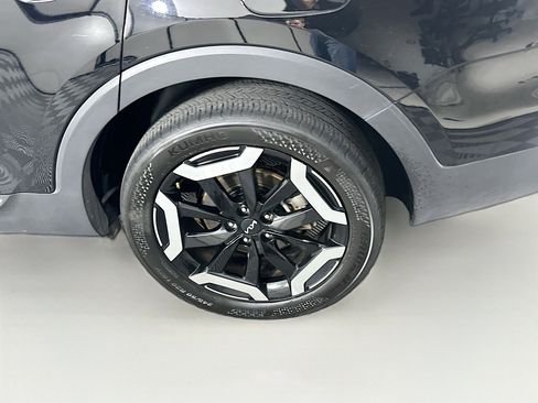 Used 2025 Kia Telluride S FWD image 11