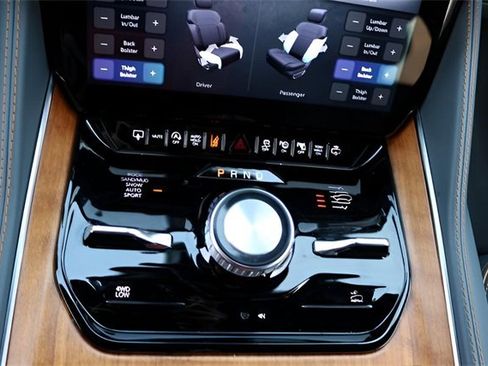 Used 2023 Jeep Grand Wagoneer L Series III w/ Rear Seat Video Group 1 image 29