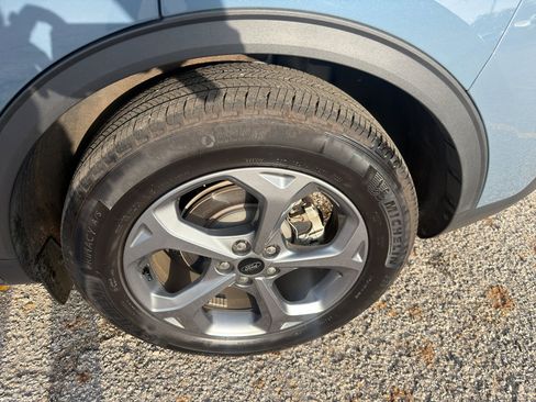 Used 2025 Ford Escape ST-Line w/ Tech Pack #1 FWD image 23