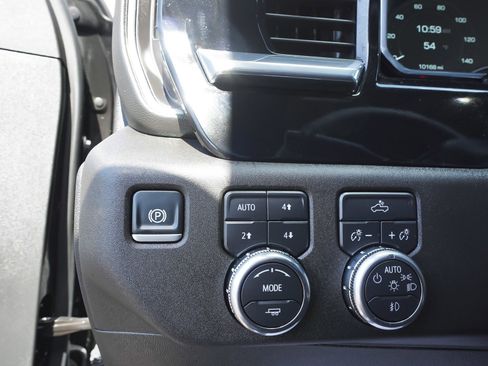 Used 2025 GMC Sierra 1500 Elevation w/ X31 Off-Road Package image 16