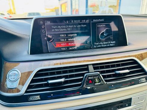 Used 2017 BMW 740i 740i image 20