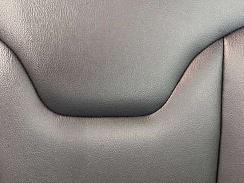 New 2026 Jeep Compass Limited image 30