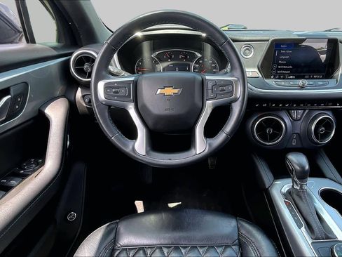 Used 2020 Chevrolet Blazer LT FWD image 6