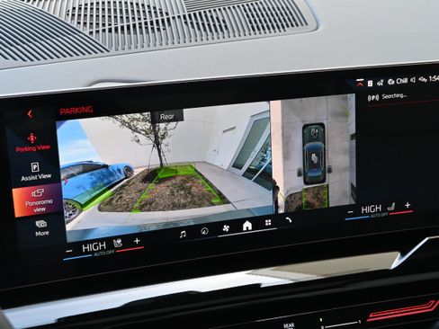 Used 2026 BMW 530i w/ Executive Package RWD image 12