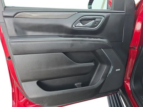 Used 2023 GMC Yukon AT4 AWD/4WD image 13