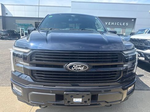 Used 2025 Ford F150 Platinum AWD/4WD image 2
