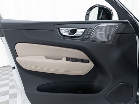 New 2026 Volvo XC60 B5 Plus w/ Climate Package image 11