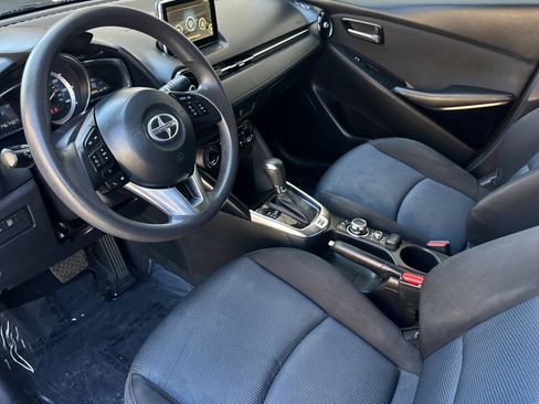 Used 2016 Scion iA image 4