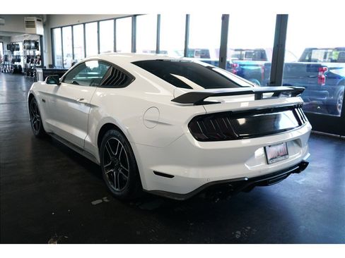 Used 2018 Ford Mustang GT Premium image 5