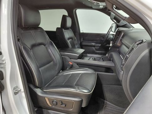 Used 2022 RAM 1500 Limited w/ Body Color Bumper Group image 32