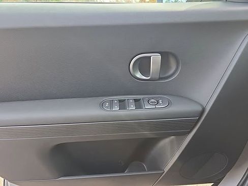 New 2026 Hyundai Ioniq 5 SEL image 36