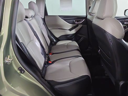 Used 2020 Subaru Forester Limited image 15