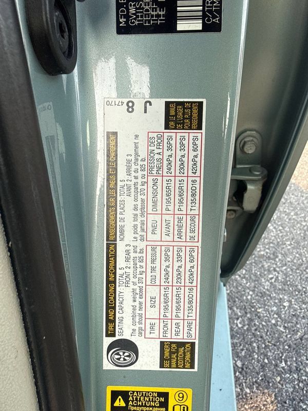Used 2013 Toyota Prius Two FWD image 25