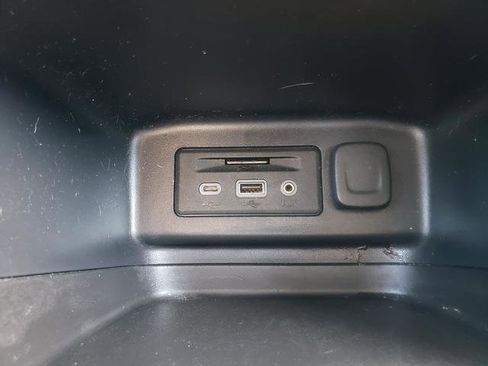 Used 2020 Chevrolet Equinox LT AWD/4WD image 22
