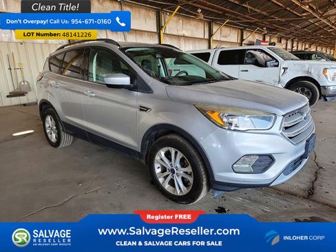 Used 2018 Ford Escape SE w/ Ford Safe & Smart Package FWD image 5
