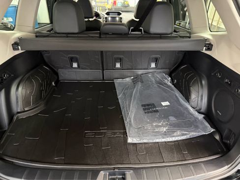 Used 2023 Subaru Forester Limited AWD/4WD image 28