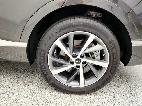 Used 2025 Genesis GV80 2.5T Advanced AWD/4WD image 9