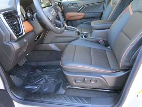 New 2026 GMC Canyon AT4 w/ Nightfall Edition image 30