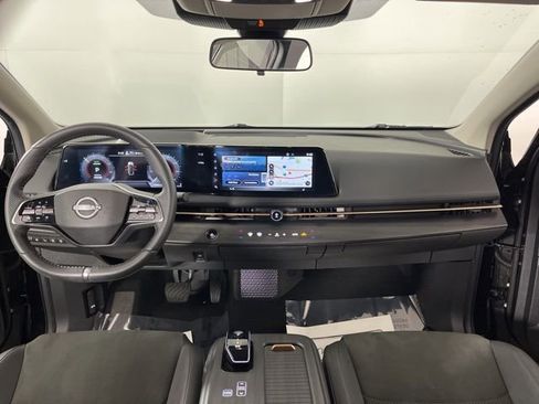 Used 2024 Nissan Ariya AWD image 39