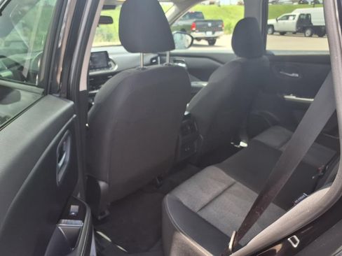 Used 2026 Nissan Rogue SV FWD image 17