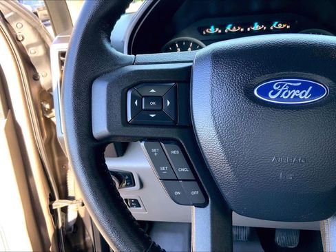 Certified 2020 Ford F150 XLT w/ Equipment Group 302A Luxury image 19