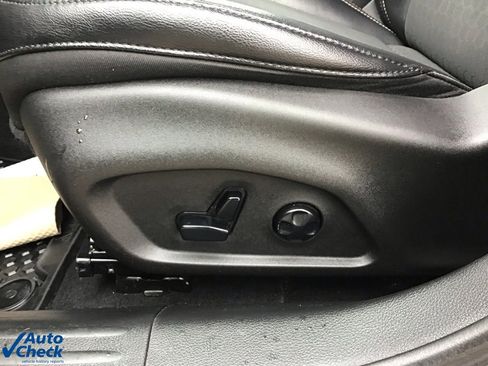 Used 2020 Jeep Compass Latitude w/ Popular Equipment Group image 29