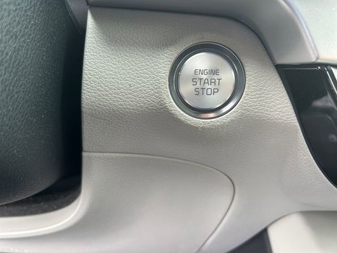 Used 2021 Kia Telluride S AWD/4WD image 24