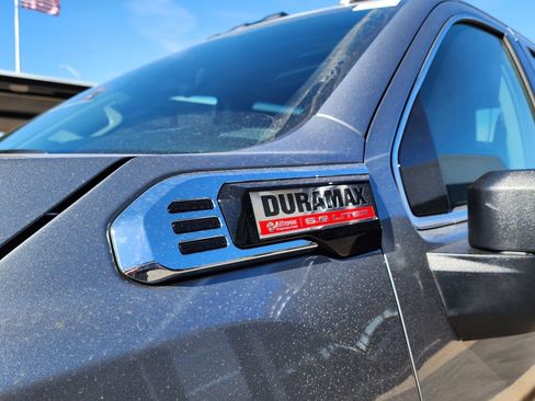 New 2026 GMC Sierra 2500 Denali w/ Denali Reserve Package AWD/4WD image 10