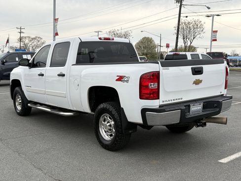Used 2007 Chevrolet Silverado 2500 LT w/ 1LT Convenience Package image 3