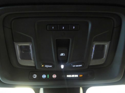 Used 2021 GMC Sierra 1500 AT4 w/ AT4 Premium Package AWD/4WD image 51