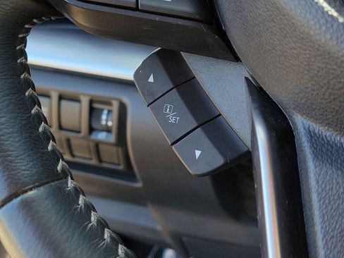 Certified 2023 Subaru Forester Premium image 33