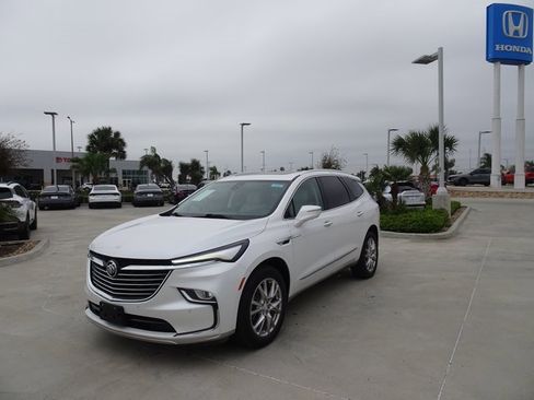 Used 2022 Buick Enclave Premium w/ Experience Buick Package image 1