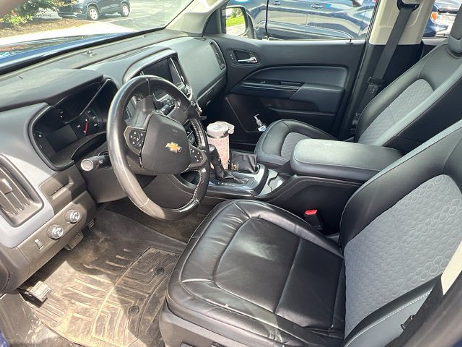 Used 2019 Chevrolet Colorado Z71 AWD/4WD image 13
