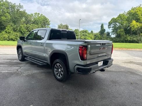 Used 2024 GMC Sierra 1500 AT4 w/ AT4 Preferred Package AWD/4WD image 5